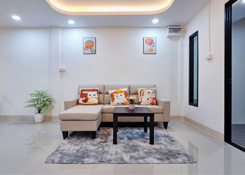 หมู่บ้านรัตนาธิเบศร์, nonthaburi, Bang Rak Pattana, Bang Bua Thong, Nonthaburi, 2 Bedrooms, 100 sqm, Townhouse For Sale, by NR AGENT, 500596869 - DDproperty.com