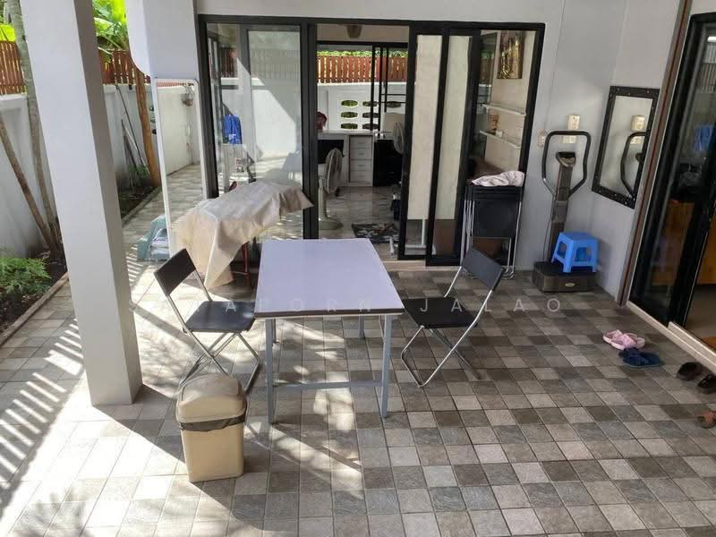 4-BR House, bangkok, Bang Kho Laem, Bangkok, 4 Bedrooms, 325 sqm, Single Detached House For Sale, by Sataporn Jalao, 500596872 - DDproperty.com