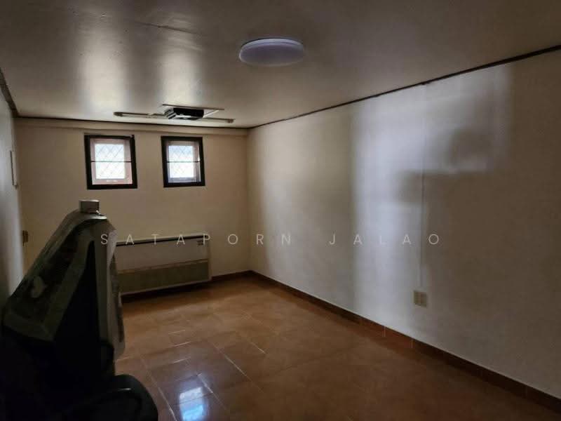 undefined, bangkok, Samsen Nok, Huai Khwang, Bangkok, 5 Bedrooms, 410 sqm, Single Detached House For Rent, by Sataporn Jalao, 500596908 - DDproperty.com