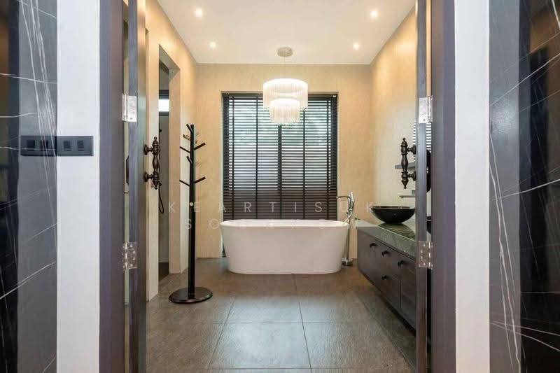 4-BR House, phuket, Thep Krasattri, Thalang, Phuket, 4 Bedrooms, 290 sqm, Single Detached House For Sale, by Keartisuk Sookkow, 500596975 - DDproperty.com