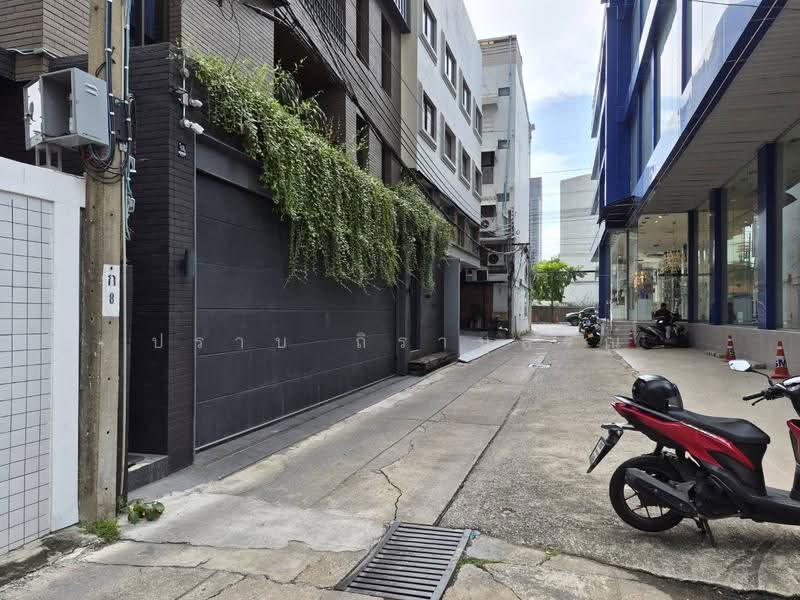 Thong lor, bangkok, Khlong Tan Nua, Watthana, Bangkok, 5 Bedrooms, 500 sqm, Single Detached House For Sale, by Praab Thiranusorn, 500597043 - DDproperty.com