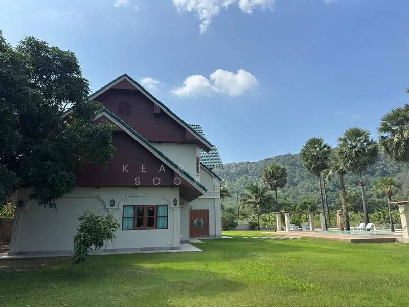 5-BR House, phuket, Karon, Muang Phuket, Phuket, 5 Bedrooms, 434 sqm, Single Detached House For Sale, by Keartisuk Sookkow, 500597084 - DDproperty.com