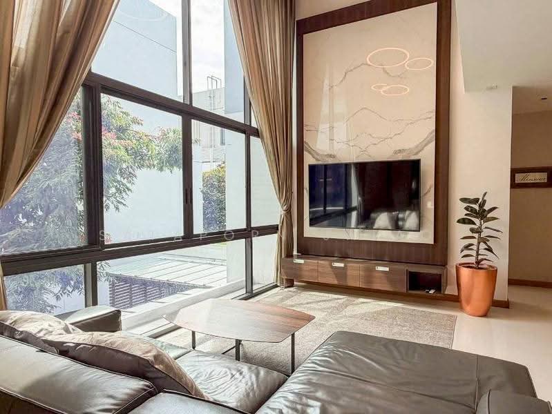 Parc Priva, bangkok, Thiam Ruammit Road, Huai Khwang, Bangkok, 5 Bedrooms, 400 sqm, Single Detached House For Sale, by Sataporn Jalao, 500597086 - DDproperty.com