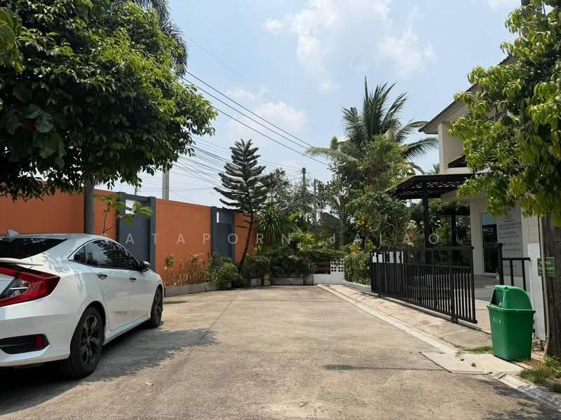 The Trust Ville Watcharapol-Hathairat, pathum-thani, Hatairat Road, Bung Kham Proi, Lam Luk Ka, Pathum Thani, 3 Bedrooms, 272 sqm, Single Detached House For Sale, by Sataporn Jalao, 500597130 - DDproperty.com