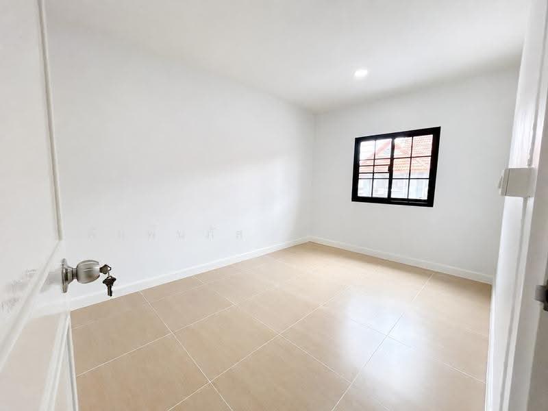 Baan Pruksa 33 Bangbuathong : บ้านพฤกษา 33 บางบัวทอง, นนทบุรี, ถนน ทางหลวงชนบท นนทบุรี 3087, บางคูรัด, บางบัวทอง, นนทบุรี, 64 ตร.ม., ทาวน์เฮ้าส์ ขาย, โดย พิมพ์นภัส ภูธนภัทร, 500597133 - DDproperty.com