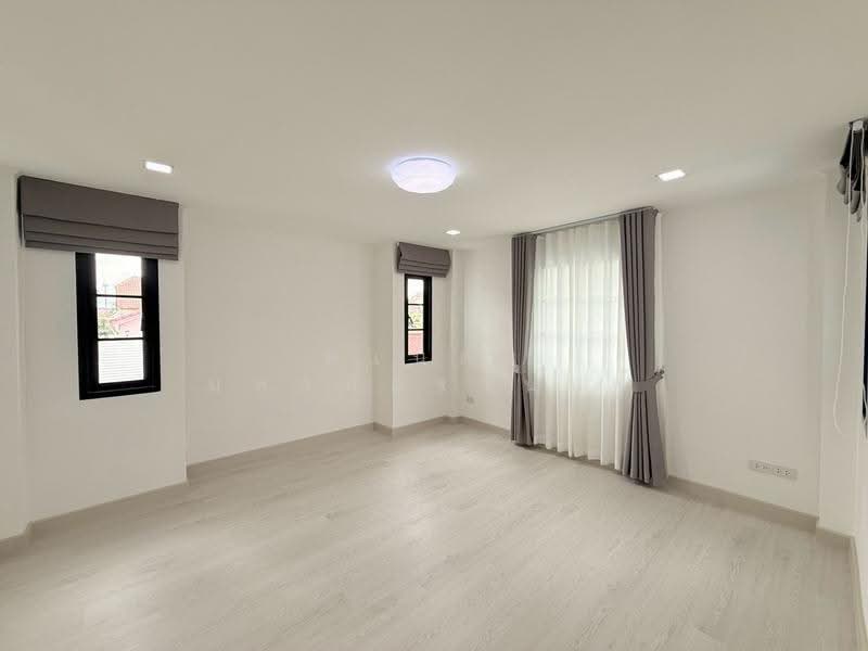 Baan Parkway Home : บ้านพาร์คเวย์โฮม, กรุงเทพ, ซอยราษฏร์พัฒนา 22, สะพานสูง, กรุงเทพ, 200 ตร.ม., บ้านเดี่ยว ขาย, โดย พเนตร มหามิตรานนท์, 500597137 - DDproperty.com