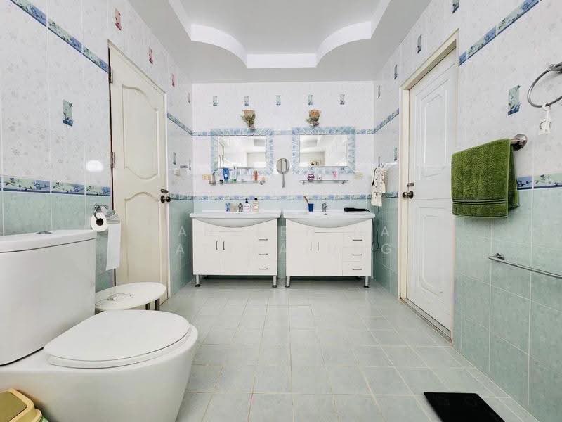 Na Kluea - Wongamat Pattaya area, chon-buri, Na Kloe, Bang Lamung (Pattaya), Chon Buri (Pattaya), 4 Bedrooms, 300 sqm, Single Detached House For Sale, by Sansern Na Patthalung, 500597233 - DDproperty.com