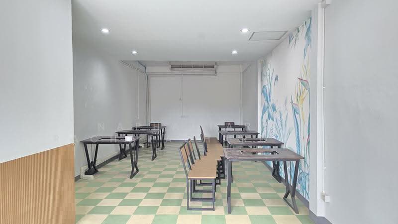 Commercial building / Shophouse, bangkok, กรุงเทพ - นนทบุรี, Bang Sue, Bangkok, , 365 sqm, Shophouse For Rent, by Naphattarat Rachatacharoonrut (NATTY), 500597235 - DDproperty.com