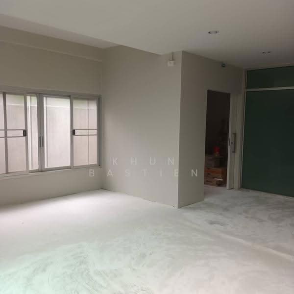 Townhouse for rent Isaraphap MRT, bangkok, อิสรภาพ28, Wat Arun, Bangkok Yai, Bangkok, 3 Bedrooms, 150 sqm, Townhouse For Rent, by Khun Bastien, 500597259 - DDproperty.com