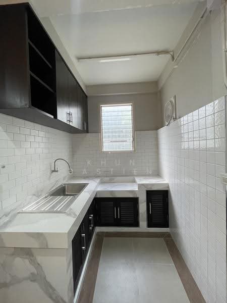 Townhouse for rent Isaraphap MRT, bangkok, อิสรภาพ28, Wat Arun, Bangkok Yai, Bangkok, 3 Bedrooms, 150 sqm, Townhouse For Rent, by Khun Bastien, 500597259 - DDproperty.com