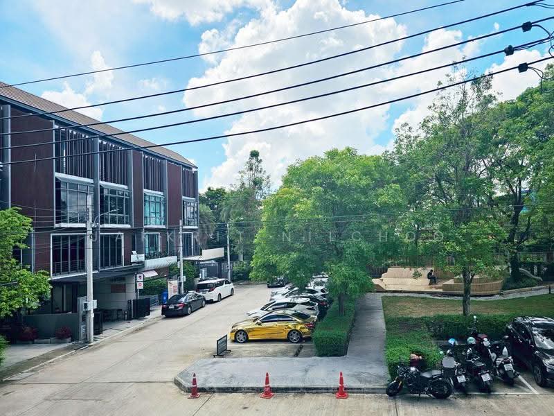 The Parti Kaset-Nawamintra, bangkok, Lat Phrao, Bangkok, 4 Bedrooms, 258 sqm, Townhouse For Rent, by Jakkrit Nilchoo, 500597266 - DDproperty.com