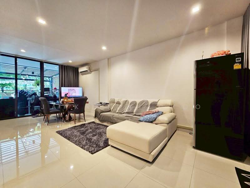 The Parti Kaset-Nawamintra, bangkok, Lat Phrao, Bangkok, 4 Bedrooms, 258 sqm, Townhouse For Rent, by Jakkrit Nilchoo, 500597266 - DDproperty.com