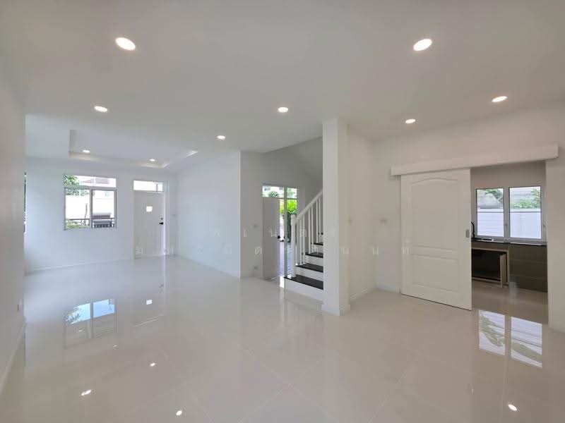 Bangkok Boulevard Ratchapruek – Rama 5 (1), nonthaburi, Ratchaphruek Road, Bang Krang, Muang Nonthaburi, Nonthaburi, 3 Bedrooms, 164 sqm, Single Detached House For Sale, by พเนตร มหามิตรานนท์, 500597363 - DDproperty.com