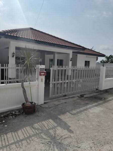 undefined, Chon Buri (Pattaya), Nong Pla Lai, Bang Lamung (Pattaya), Chon Buri (Pattaya), 3 Bedrooms, 300 sqm, Single Detached House For Rent, by Supitsara Sangarun, 500597626 - DDproperty.com
