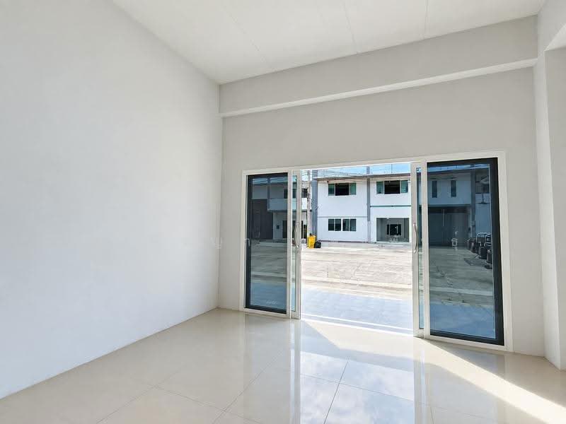 Buathong Factory 1 Minifactory and Warehouse for Rent Bang, BuaThong, nonthaburi, บางกรวย-ไทรน้อย, Bang Rak Pattana, Bang Bua Thong, Nonthaburi, , 500 sqm, Warehouse/Factory For Rent, by Nongpichaya Pangpun, 500597627 - DDproperty.com
