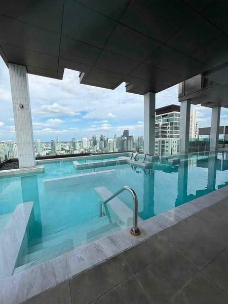 Vittorio 39, bangkok, 8 Sukhumvit, Khlong Tan Nua, Watthana, Bangkok, 2 Bedrooms, 137 sqm, Condo For Sale, by Kanyapuk Tinanop, 500597635 - DDproperty.com