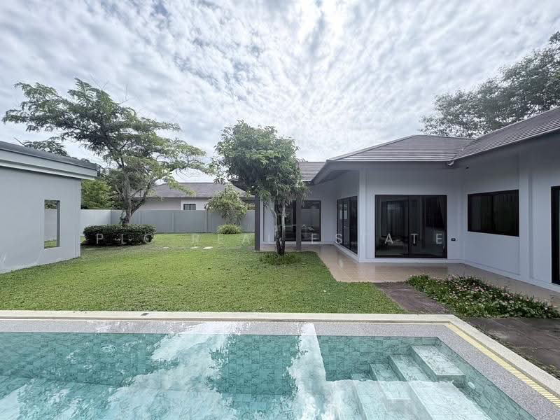 Modern Pool Villa for Rent Huai Yai East Pattaya, Chon Buri (Pattaya), Nong Pru, Bang Lamung (Pattaya), Chon Buri (Pattaya), 3 Bedrooms, 286 sqm, Villa For Rent, by PLC real estate, 500597766 - DDproperty.com