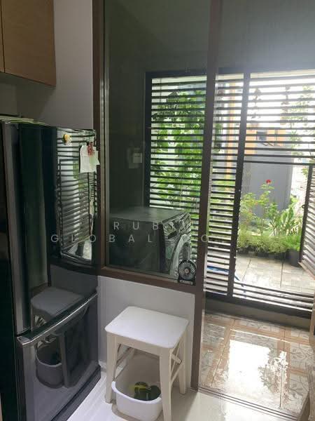 The Emporio Place, bangkok, 93 Soi Sukhumvit 24, Sukhumvit Road, Khong Tan, Khlong Toei, Bangkok, 3 Bedrooms, 180 sqm, Condo For Rent, by PROPERTYSIGHTS REAL ESTATE, 500597783 - DDproperty.com