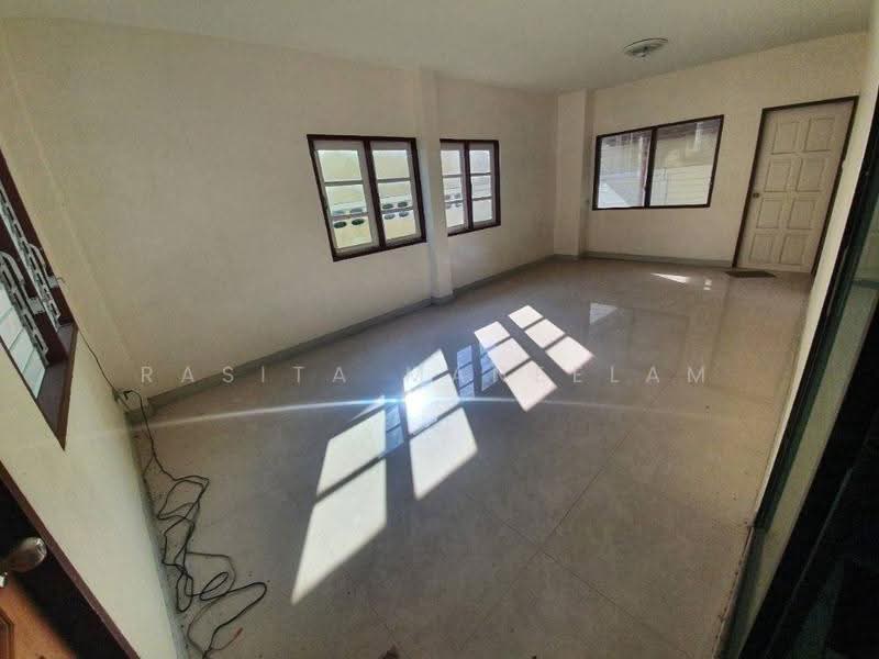 4-BR House, bangkok, Hua Mak, Bang Kapi, Bangkok, 4 Bedrooms, 220 sqm, Single Detached House For Sale, by Rasita Maneelam, 500597814 - DDproperty.com