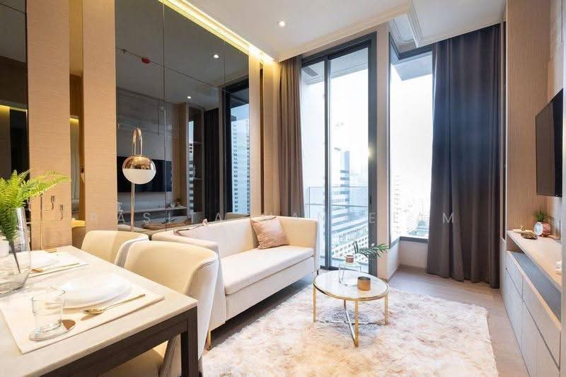 The Esse Asoke, bangkok, 333 Soi Sukhumvit 21, Sukhumvit Road, Khlongtoei Nua, Watthana, Bangkok, 1 Bedroom, 40 sqm, Condo For Sale, by Rasita Maneelam, 500597909 - DDproperty.com