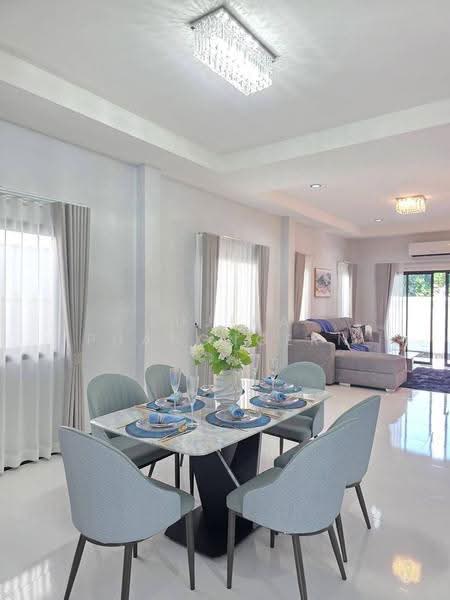 3-BR Villa, Chon Buri (Pattaya), Nong Pru, Bang Lamung (Pattaya), Chon Buri (Pattaya), 3 Bedrooms, 235 sqm, Villa For Sale, by Sujika Puangngern, 500597926 - DDproperty.com