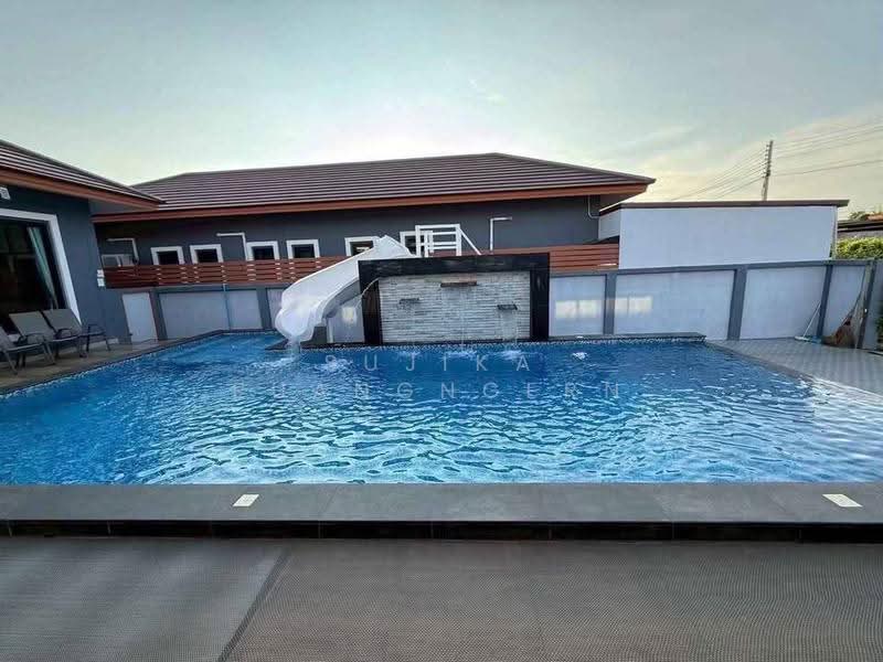 3-BR House, chon-buri, Nong Pru, Bang Lamung (Pattaya), Chon Buri (Pattaya), 3 Bedrooms, 204 sqm, Single Detached House For Sale, by Sujika Puangngern, 500597955 - DDproperty.com