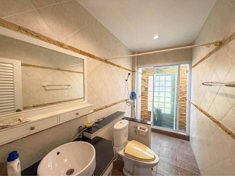 undefined, chon-buri, Surasak, Si Racha, Chon Buri (Pattaya), 3 Bedrooms, 204 sqm, Single Detached House For Sale, by Sujika Puangngern, 500597959 - DDproperty.com