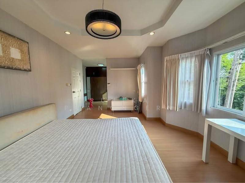 undefined, chon-buri, Surasak, Si Racha, Chon Buri (Pattaya), 3 Bedrooms, 204 sqm, Single Detached House For Sale, by Sujika Puangngern, 500597959 - DDproperty.com