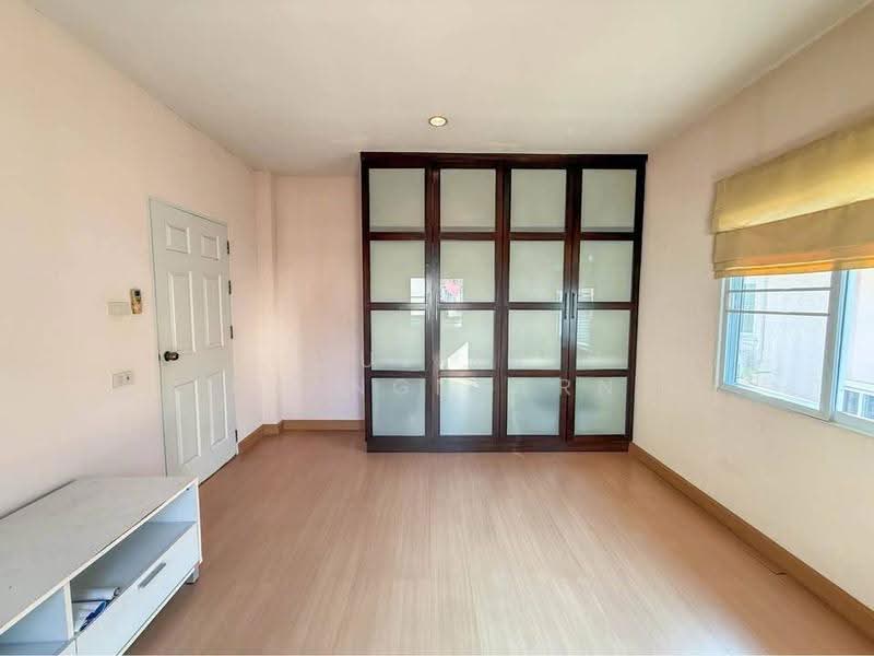 undefined, chon-buri, Surasak, Si Racha, Chon Buri (Pattaya), 3 Bedrooms, 204 sqm, Single Detached House For Sale, by Sujika Puangngern, 500597959 - DDproperty.com