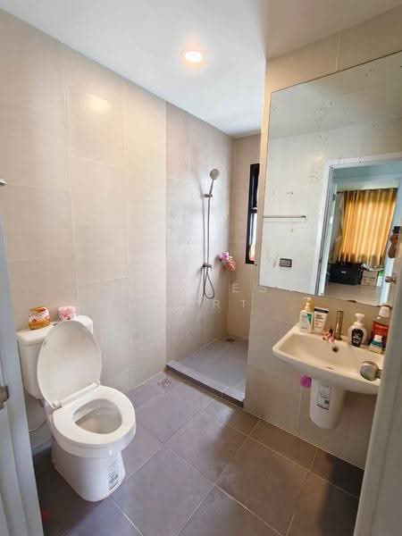 Britania Bangna Km. 42 : บริทาเนีย บางนา กม. 42, Chachoengsao, 199 5 ถ.จรัญนนท์, Bang Wua, Bang Pakong, Chachoengsao, 4 Bedrooms, 150 sqm, Single Detached House For Sale, by The Best Property โบ, 500598066 - DDproperty.com