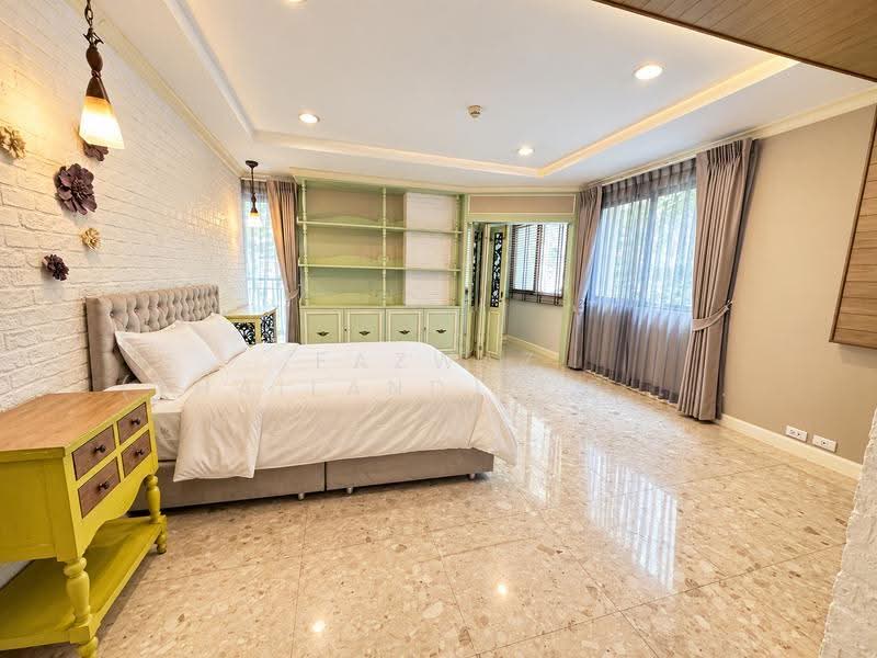 The Crest Ruamrudee, Bangkok, Soi Ruamrudee 2, Witthayu Road, Lumphini, Pathum Wan, Bangkok, 2 Bedrooms, 110 sqm, Condo For Sale, by Fazwaz (Thailand) Co., Ltd., 500598093 - DDproperty.com