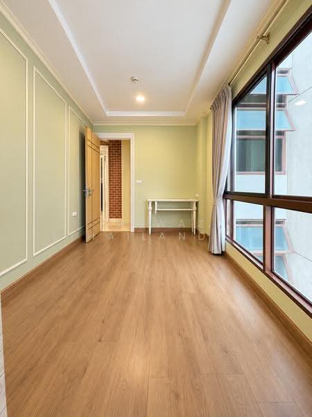 The Crest Ruamrudee, Bangkok, Soi Ruamrudee 2, Witthayu Road, Lumphini, Pathum Wan, Bangkok, 2 Bedrooms, 110 sqm, Condo For Sale, by Fazwaz (Thailand) Co., Ltd., 500598093 - DDproperty.com