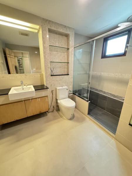 The Crest Ruamrudee, Bangkok, Soi Ruamrudee 2, Witthayu Road, Lumphini, Pathum Wan, Bangkok, 2 Bedrooms, 110 sqm, Condo For Sale, by Fazwaz (Thailand) Co., Ltd., 500598093 - DDproperty.com