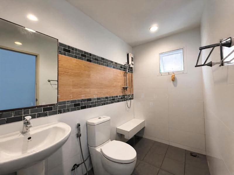 Sarin City The Lake Ville Rama 2, samut-sakhon, Rama 2 Road, Khok Kham, Muang Samut Sakhon, Samut Sakhon, 3 Bedrooms, 222 sqm, Single Detached House For Sale, by คุณเจ, 500598166 - DDproperty.com