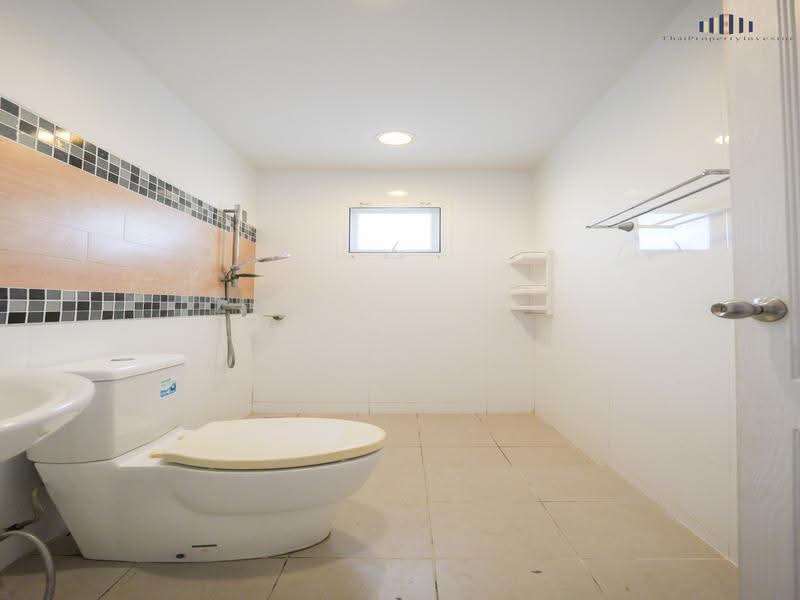 Sarin City The Lake Ville Rama 2, Samut Sakhon, Rama 2 Road, Khok Kham, Muang Samut Sakhon, Samut Sakhon, 3 Bedrooms, 222 sqm, Single Detached House For Sale, by คุณเจ, 500598166 - DDproperty.com