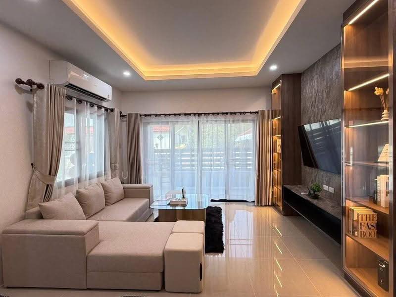 บ้าน 3-ห้องนอน, ชลบุรี, หนองปรือ, บางละมุง, ชลบุรี, 240 ตร.ม., บ้านเดี่ยว ขาย, โดย Sujika Puangngern, 500598168 - DDproperty.com