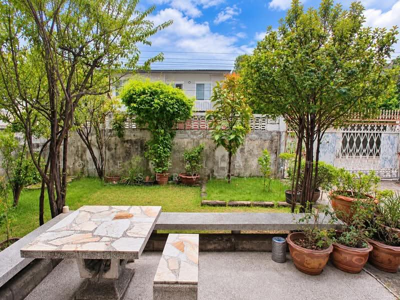 บ้านเดี่ยวนอกโครงการ โชคชัย 4 ซอย 46, Bangkok, Lat Phrao, Bangkok, 2 Bedrooms, 200 sqm, Single Detached House For Sale, by HOME Real Estate Service, 500598278 - DDproperty.com