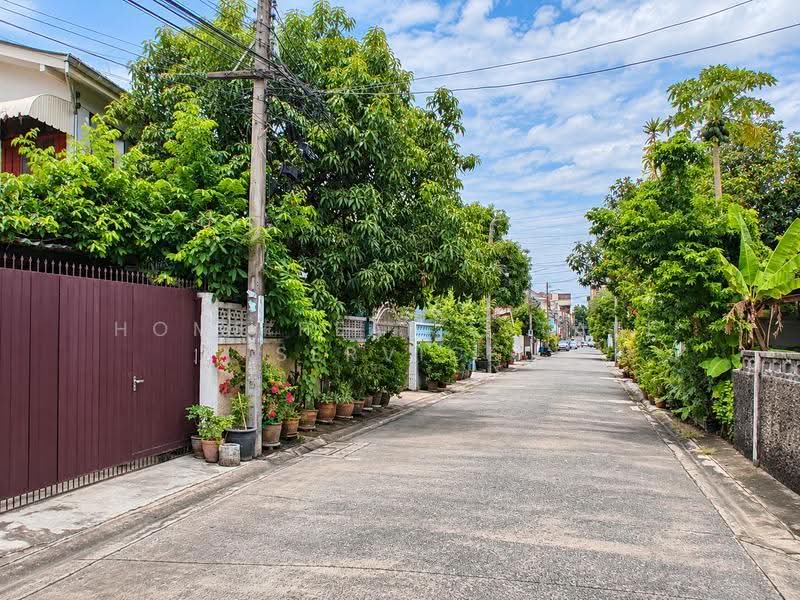 บ้านเดี่ยวนอกโครงการ โชคชัย 4 ซอย 46, Bangkok, Lat Phrao, Bangkok, 2 Bedrooms, 200 sqm, Single Detached House For Sale, by HOME Real Estate Service, 500598278 - DDproperty.com