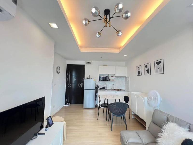 Thru Thonglor, bangkok, Petchaburi Road, Bang Kapi, Huai Khwang, Bangkok, 1 Bedroom, 37 sqm, Condo For Rent, by Supatsorn Promsombut, 500598281 - DDproperty.com