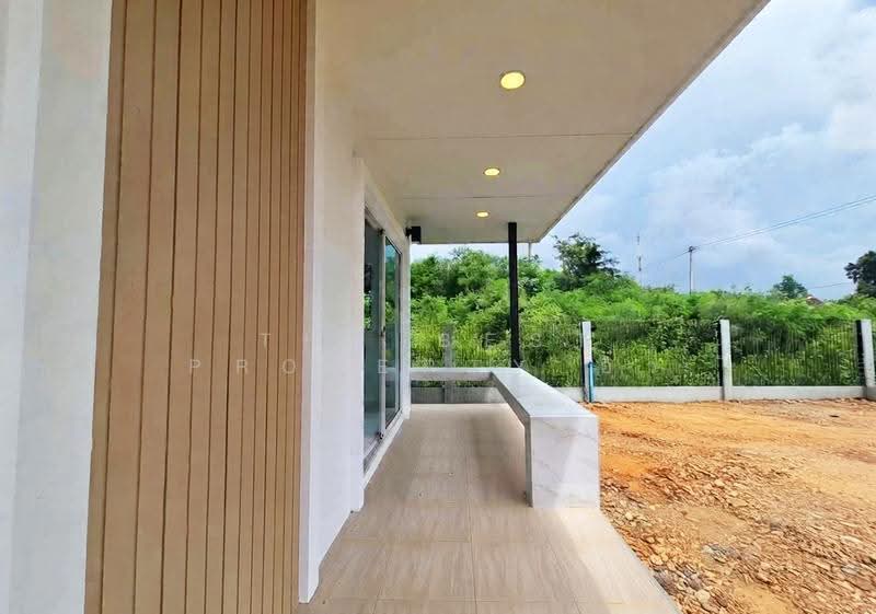บ้านเดี่ยวพร้อมที่ดินนางตะเคียน สมุทรสงคราม, Samut Songkhram, Nang Ta Khian, Muang Samut Songkhram, Samut Songkhram, 1 Bedroom, 100 sqm, Single Detached House For Sale, by The Best Property อิ๋ว, 500598396 - DDproperty.com