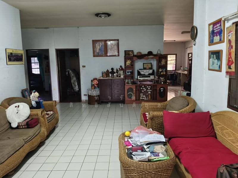 ขายบ้านพร้อมที่ดินขนาด 200 ตารางวา ทำเลดี, Chiang Mai, Nong Chom, San Sai, Chiang Mai, Studio, 800 sqm, Single Detached House For Sale, by จุฑารัตน์ สิทธิสันติกุล, 500598400 - DDproperty.com