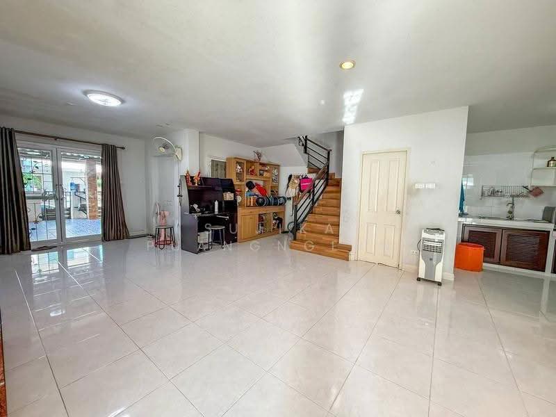 Country Home Lake & Park Assumption - Sriracha, chon-buri, Assumption Road, Surasak, Si Racha, Chon Buri (Pattaya), 3 Bedrooms, 204 sqm, Single Detached House For Sale, by Sujika Puangngern, 500598417 - DDproperty.com