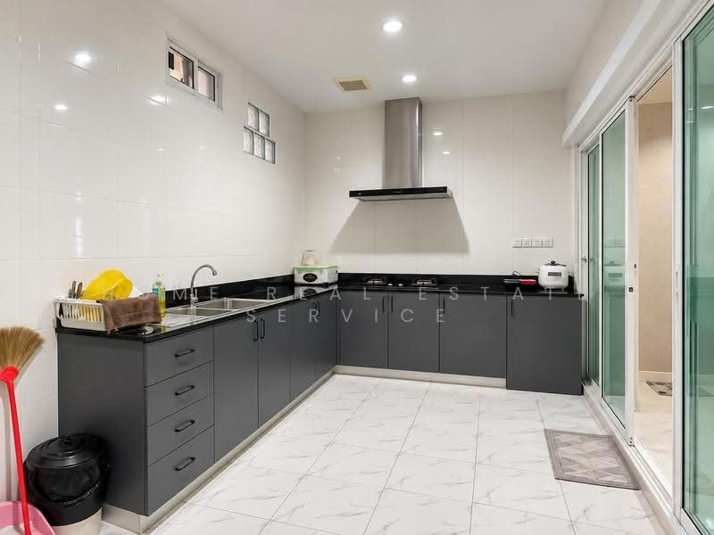 หมู่บ้าน ภณาสิริเรสซิเด็นท์, Bangkok, Chorake Bua, Lat Phrao, Bangkok, 3 Bedrooms, 187 sqm, Townhouse For Rent, by HOME Real Estate Service, 500598441 - DDproperty.com