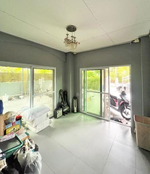 Moobaan Parichard 345 : หมู่บ้านปาริชาติ 345, ปทุมธานี, ถนน 345, บางคูวัด, เมืองปทุมธานี, ปทุมธานี, 100 ตร.ม., บ้านเดี่ยว ขาย, โดย The Best Property รัตน์, 500598542 - DDproperty.com