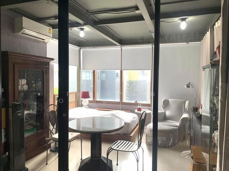 The Emporio Place, bangkok, 93 Soi Sukhumvit 24, Sukhumvit Road, Khong Tan, Khlong Toei, Bangkok, 3 Bedrooms, 180 sqm, Condo For Sale, by Pattaporn Yongsungnone, 500598619 - DDproperty.com