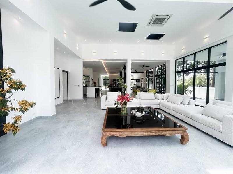 Phoenix Gold Golf & Country Club, Chon Buri (Pattaya), Huai Yai, Bang Lamung (Pattaya), Chon Buri (Pattaya), 4 Bedrooms, 530 sqm, Villa For Sale, by Sujika Puangngern, 500598641 - DDproperty.com