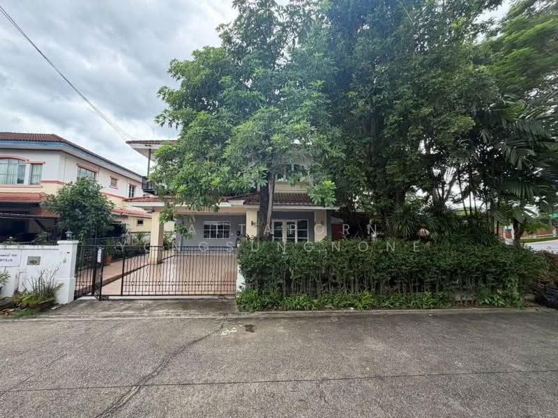 Nantawan Ramintra-Watcharaphon, Bangkok, Sukhaphiban 5 Road, Tha Rang, Bang Khen, Bangkok, 4 Bedrooms, 230 sqm, Single Detached House For Rent, by Pattaporn Yongsungnone, 500598657 - DDproperty.com