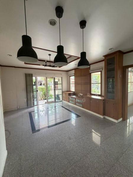 Nantawan Ramintra-Watcharaphon, Bangkok, Sukhaphiban 5 Road, Tha Rang, Bang Khen, Bangkok, 4 Bedrooms, 230 sqm, Single Detached House For Rent, by Pattaporn Yongsungnone, 500598657 - DDproperty.com