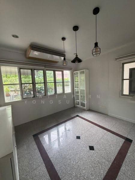 Nantawan Ramintra-Watcharaphon, Bangkok, Sukhaphiban 5 Road, Tha Rang, Bang Khen, Bangkok, 4 Bedrooms, 230 sqm, Single Detached House For Rent, by Pattaporn Yongsungnone, 500598657 - DDproperty.com