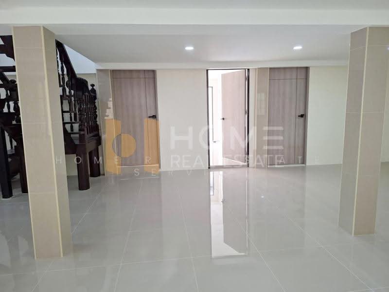 บ้านเดี่ยวพัทยากลาง ชลบุรี, Chon Buri (Pattaya), Bang Lamung, Bang Lamung (Pattaya), Chon Buri (Pattaya), 4 Bedrooms, 300 sqm, Single Detached House For Sale, by HOME Real Estate Service, 500598664 - DDproperty.com